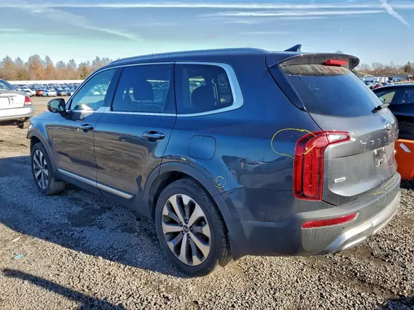 5XYP6DHC1LG037978 2020 KIA TELLURIDE - Image 2