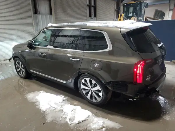 5XYP6DHC2LG021255 2020 KIA TELLURIDE - Image 2