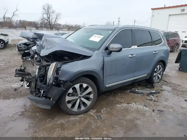 5XYP6DHC4NG208774 2022 KIA TELLURIDE - Image 2