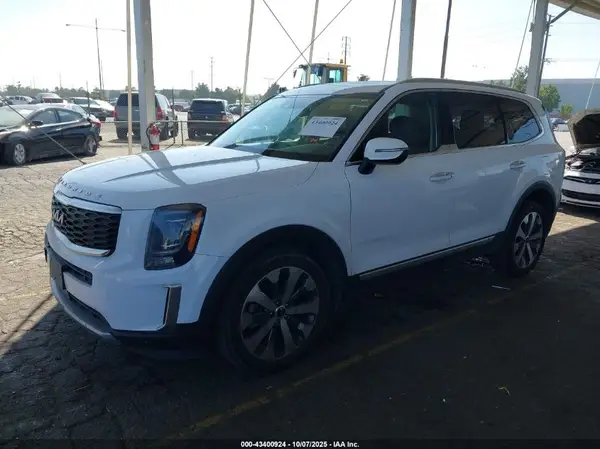 5XYP6DHC4NG212808 2022 KIA TELLURIDE - Image 2