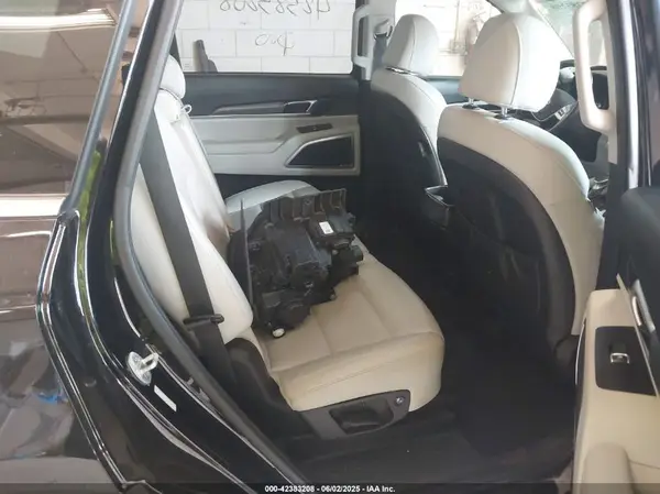 5XYP6DHC6LG004877 2020 KIA TELLURIDE - Image 8