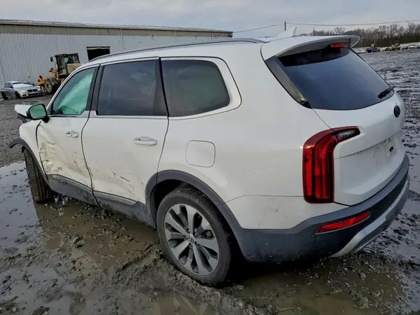 5XYP6DHC6LG021758 2020 KIA TELLURIDE - Image 2