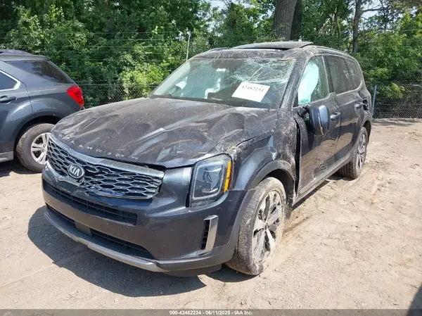5XYP6DHC6LG039497 2020 KIA TELLURIDE - Image 2