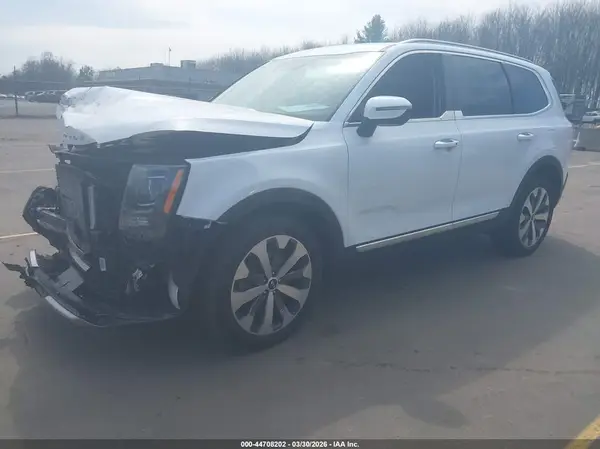 5XYP6DHC6LG085184 2020 KIA TELLURIDE - Image 2
