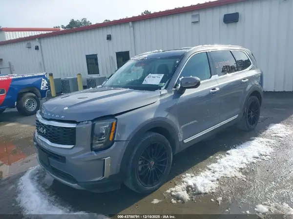 5XYP6DHC6NG207352 2022 KIA TELLURIDE - Image 2
