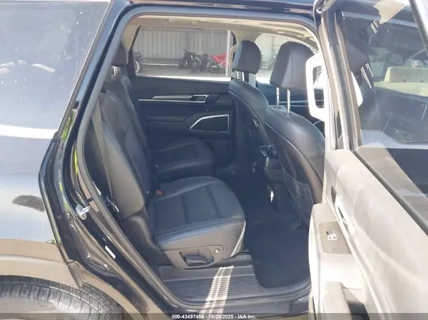 5XYP6DHC6NG315972 2022 KIA TELLURIDE - Image 8