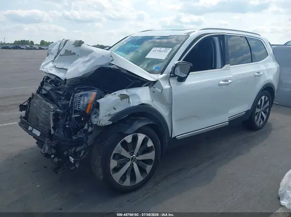 5XYP6DHC7LG017606 2020 KIA TELLURIDE - Image 2