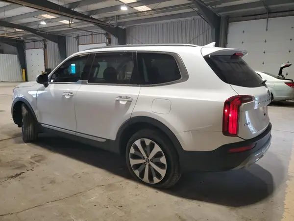 5XYP6DHC7LG064389 2020 KIA TELLURIDE - Image 2
