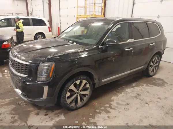5XYP6DHC7NG222796 2022 KIA TELLURIDE - Image 2