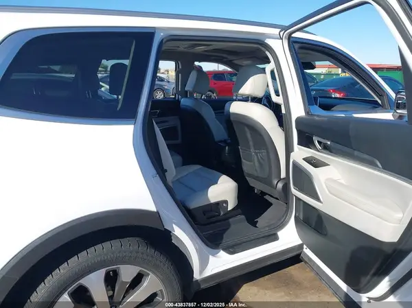 5XYP6DHC7NG251473 2022 KIA TELLURIDE - Image 8
