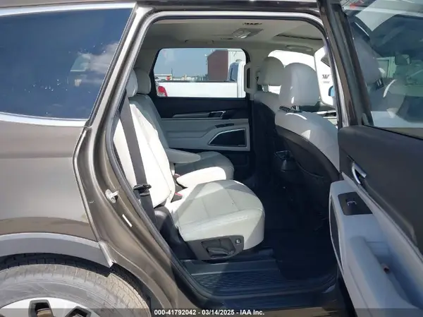 5XYP6DHC8LG003651 2020 KIA TELLURIDE - Image 8