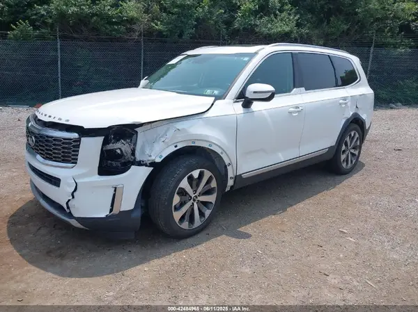 5XYP6DHC8LG010227 2020 KIA TELLURIDE - Image 2