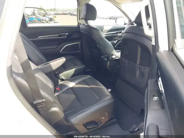 5XYP6DHC8NG311695 2022 KIA TELLURIDE - Image 8