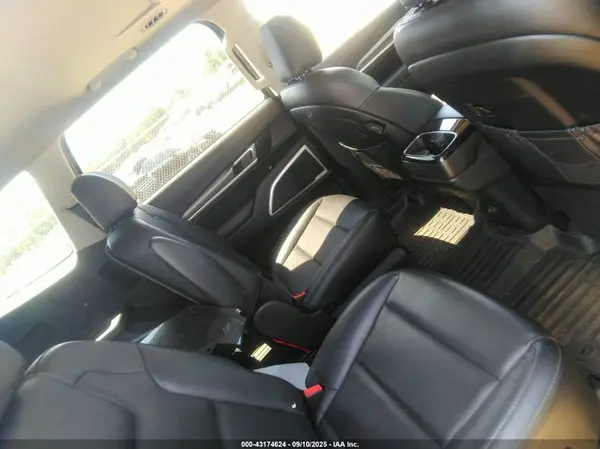5XYP6DHC9LG064376 2020 KIA TELLURIDE - Image 8