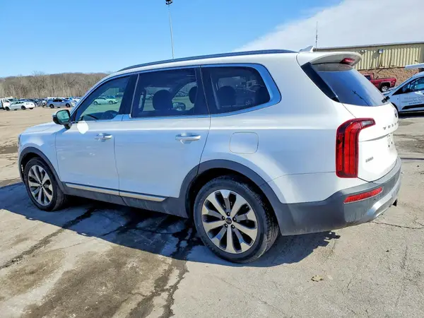 5XYP6DHCXLG035596 2020 KIA TELLURIDE - Image 2
