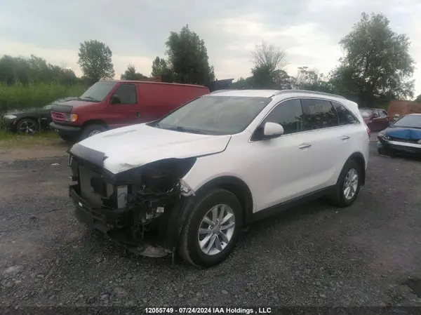 5XYPG4A14GG083123 2016 KIA SORENTO - Image 2