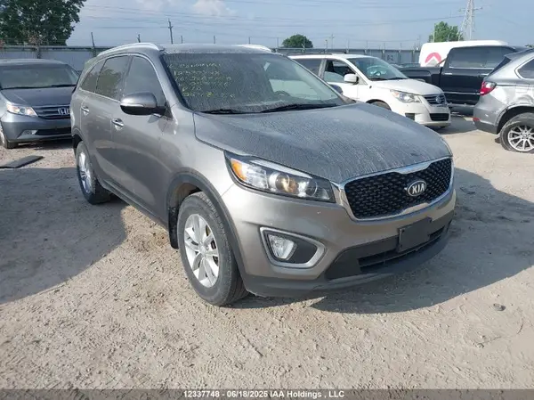 5XYPG4A19GG053776 2016 KIA SORENTO - Image 1