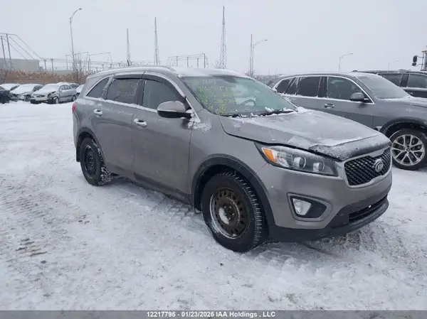 5XYPG4A1XGG160349 2016 KIA SORENTO - Image 1