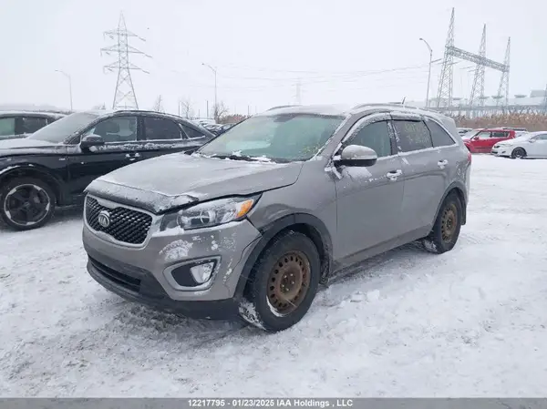 5XYPG4A1XGG160349 2016 KIA SORENTO - Image 2