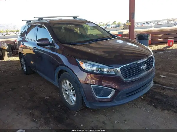 5XYPG4A30GG002118 2016 KIA SORENTO - Image 1