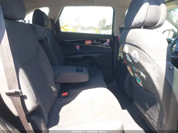 5XYPG4A30GG009795 2016 KIA SORENTO - Image 8