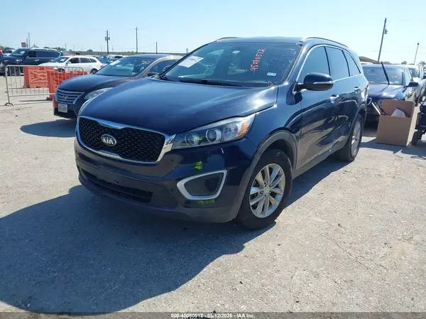 5XYPG4A30GG011210 2016 KIA SORENTO - Image 2