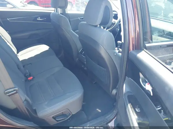 5XYPG4A30GG015371 2016 KIA SORENTO - Image 8