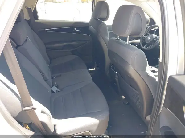5XYPG4A30GG021588 2016 KIA SORENTO - Image 8