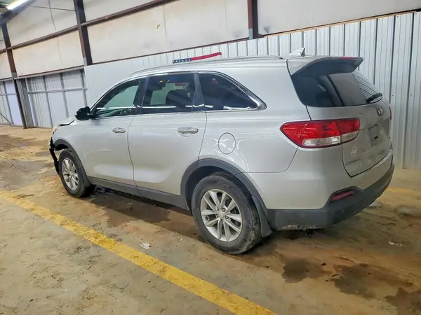 5XYPG4A30GG027584 2016 KIA SORENTO - Image 2