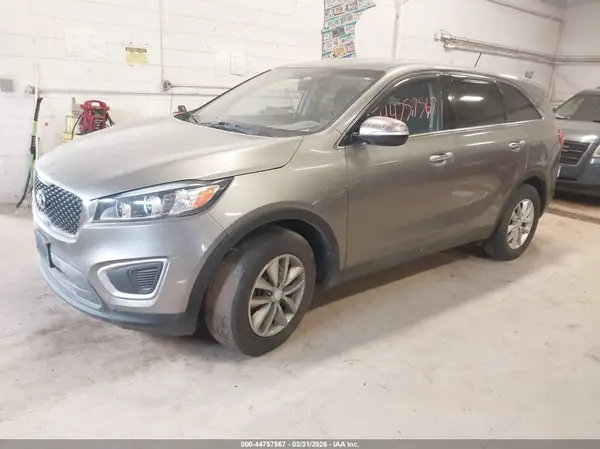 5XYPG4A30GG034356 2016 KIA SORENTO - Image 2
