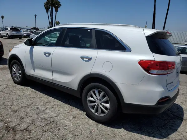 5XYPG4A30GG035183 2016 KIA SORENTO - Image 2