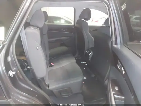 5XYPG4A30GG038147 2016 KIA SORENTO - Image 8