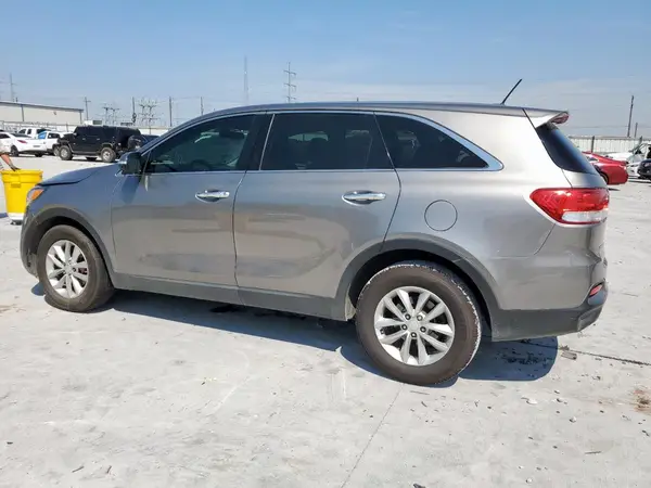 5XYPG4A30GG044773 2016 KIA SORENTO - Image 2