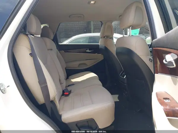 5XYPG4A30GG048399 2016 KIA SORENTO - Image 8