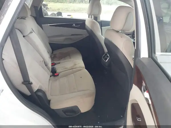 5XYPG4A30GG048418 2016 KIA SORENTO - Image 8