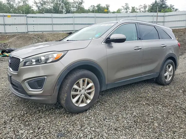 5XYPG4A30GG052730 2016 KIA SORENTO - Image 1