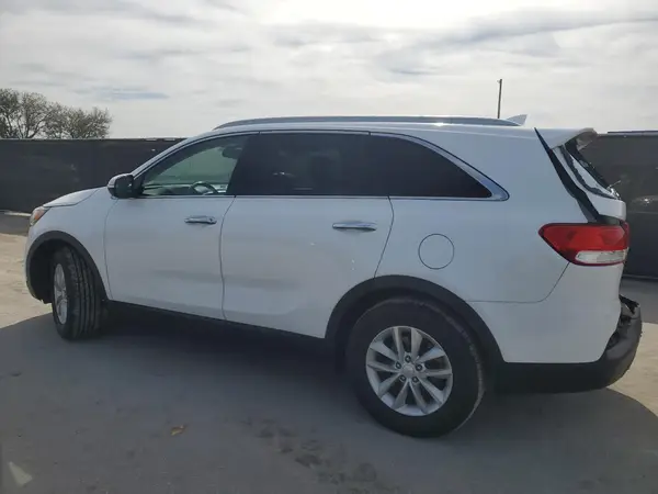 5XYPG4A30GG054509 2016 KIA SORENTO - Image 2