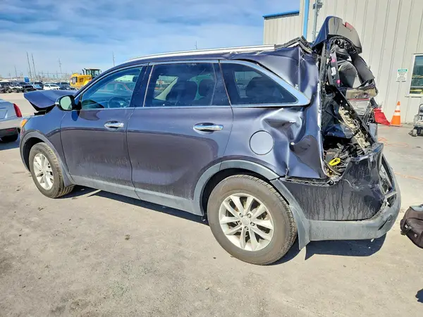 5XYPG4A30GG056051 2016 KIA SORENTO - Image 2