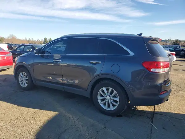 5XYPG4A30GG056065 2016 KIA SORENTO - Image 2