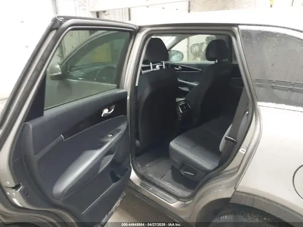 5XYPG4A30GG074386 2016 KIA SORENTO - Image 8