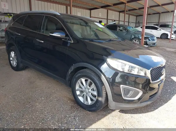 5XYPG4A30GG075571 2016 KIA SORENTO - Image 1