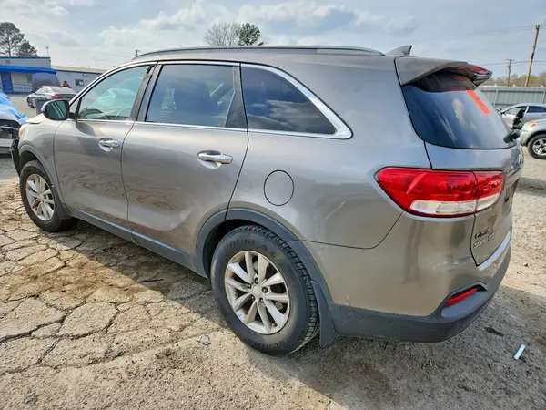5XYPG4A30GG076073 2016 KIA SORENTO - Image 2