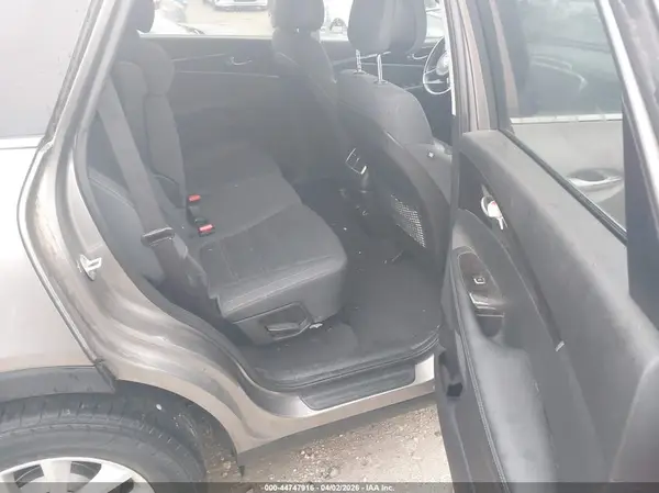 5XYPG4A30GG076722 2016 KIA SORENTO - Image 8