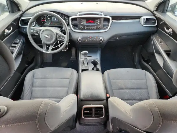 5XYPG4A30GG079989 2016 KIA SORENTO - Image 8