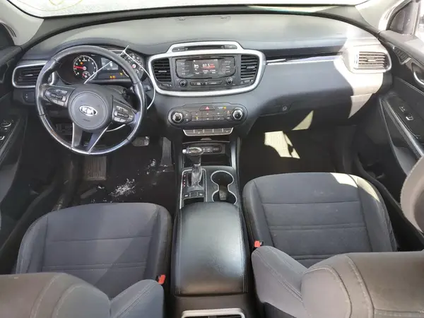 5XYPG4A30GG085467 2016 KIA SORENTO - Image 8