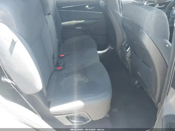 5XYPG4A30GG089079 2016 KIA SORENTO - Image 8