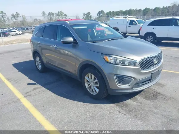 5XYPG4A30GG089177 2016 KIA SORENTO - Image 1