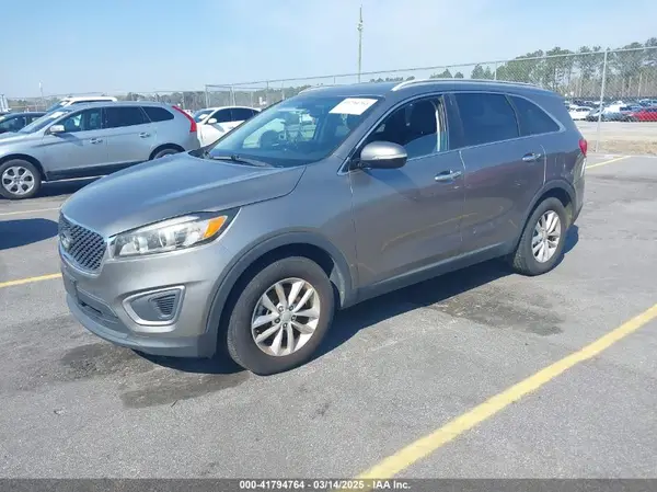 5XYPG4A30GG089177 2016 KIA SORENTO - Image 2