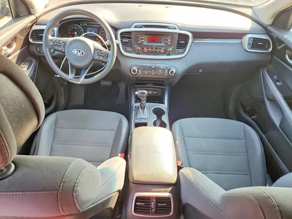 5XYPG4A30GG094685 2016 KIA SORENTO - Image 8