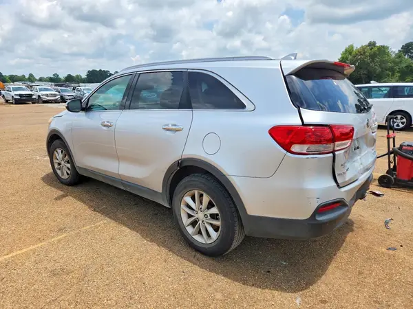 5XYPG4A30GG096033 2016 KIA SORENTO - Image 2